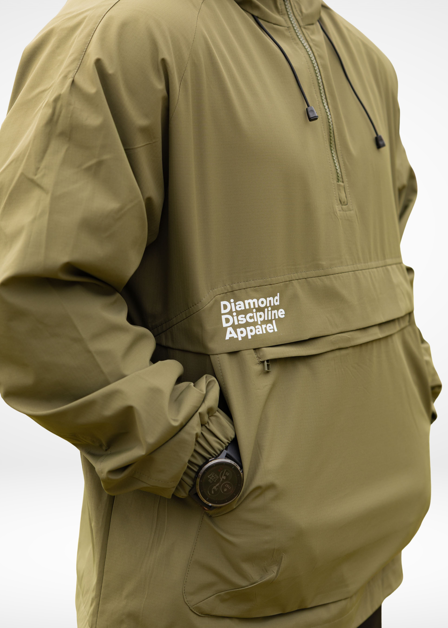 DMND Windbreaker - Olive